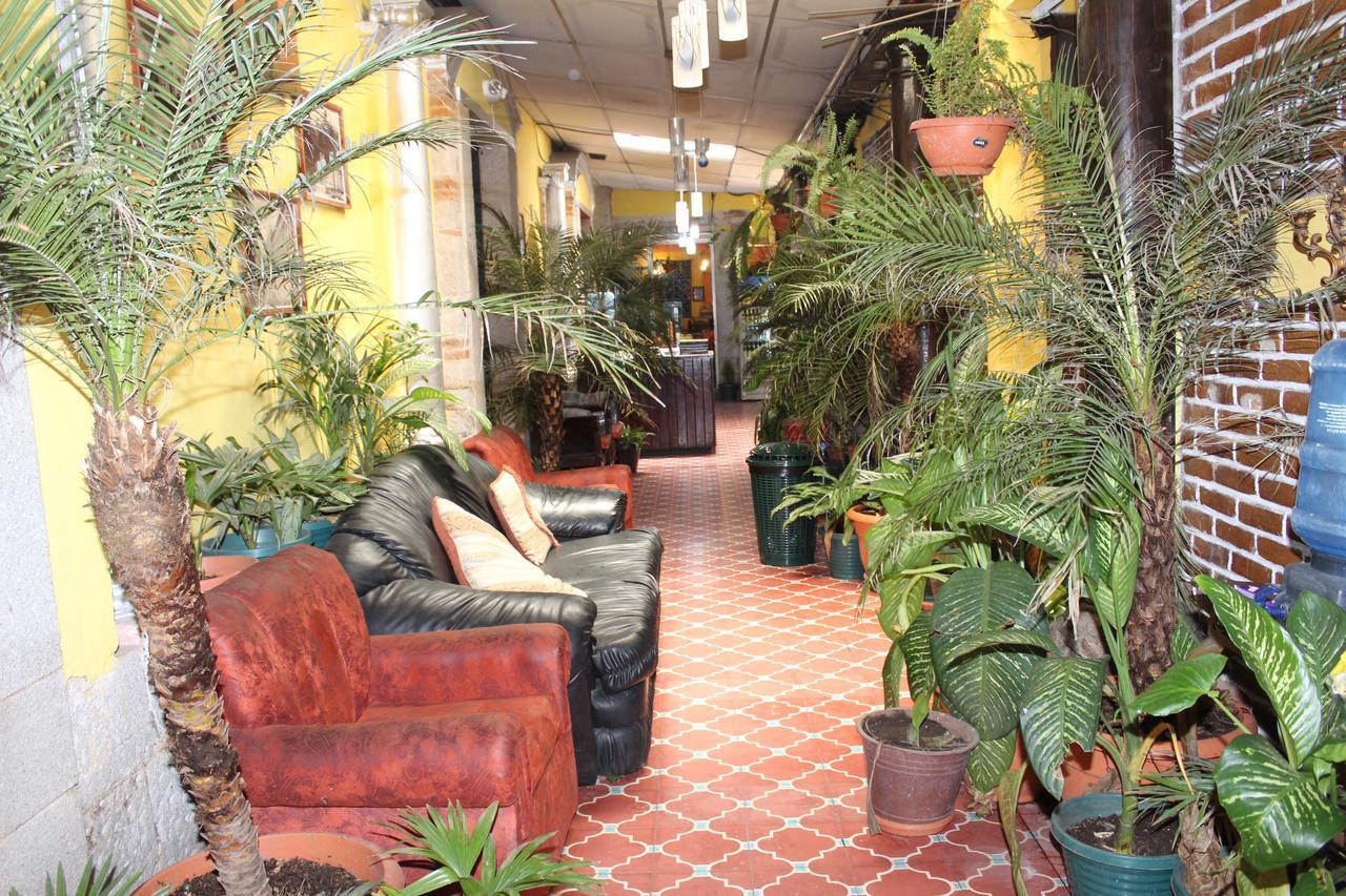 Hotel Casa Del Viajero ケツァルテナンゴ エクステリア 写真